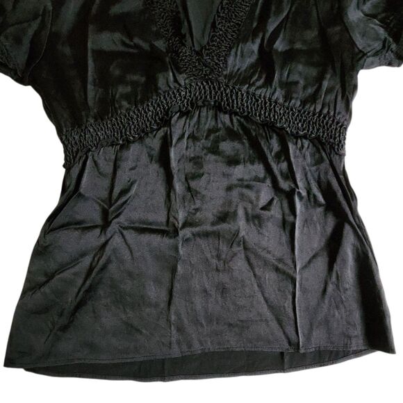 BCBGMAXAZRIA Black Silk Blend Short Sleeve V Neck Ruched Top Sz S - Picture 4 of 11